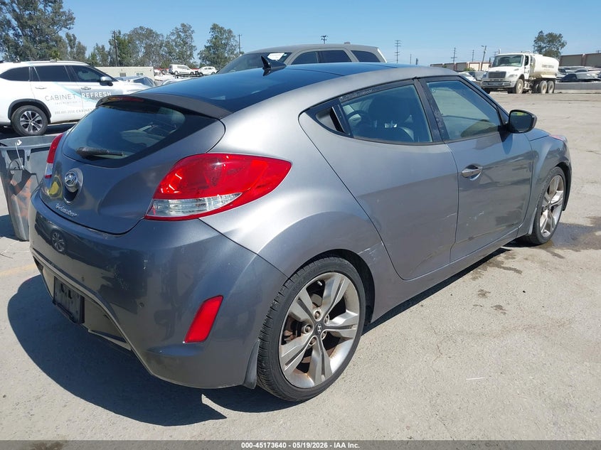 2012 Hyundai Veloster VIN KMHTC6AD2CU060718 IAAI salvage auction — LEFT SIDE, Salvage (California), sold $1,275 on 2026-07-15 (photo 4)