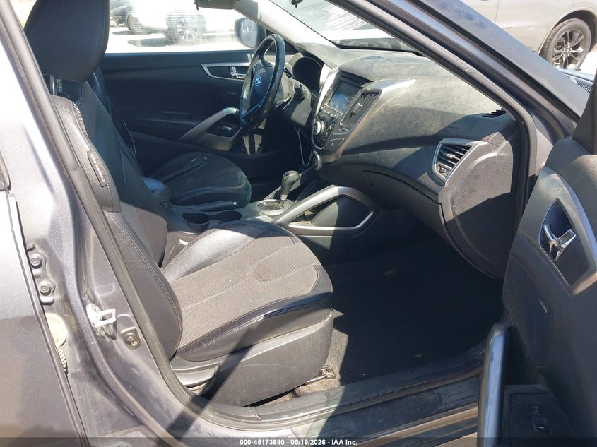 2012 Hyundai Veloster VIN KMHTC6AD2CU060718 IAAI salvage auction — LEFT SIDE, Salvage (California), sold $1,275 on 2026-07-15 (photo 5)