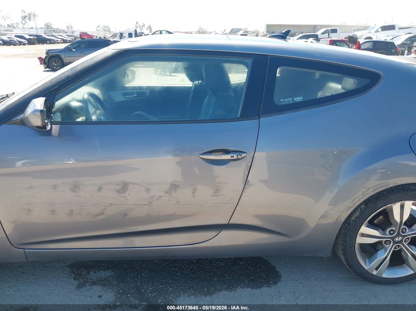 2012 Hyundai Veloster VIN KMHTC6AD2CU060718 IAAI salvage auction — LEFT SIDE, Salvage (California), sold $1,275 on 2026-07-15 (photo 6)