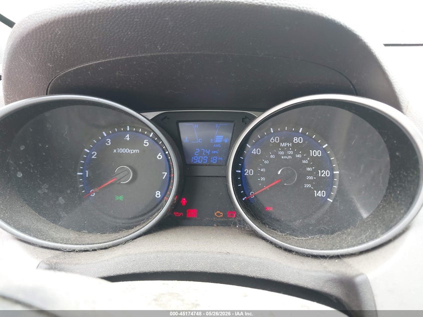 2011 Hyundai Tucson VIN KM8JT3AB5BU121899 IAAI salvage auction — ALL OVER, Clear (Missouri), sold $25 on 2026-07-27 (photo 7)