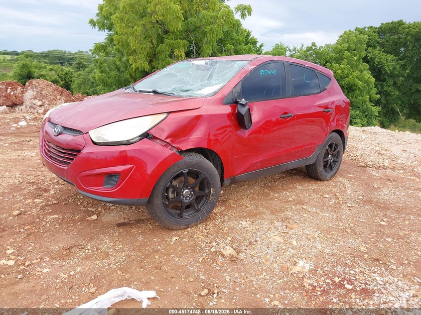 2011 Hyundai Tucson VIN KM8JT3AB5BU121899 IAAI salvage auction — ALL OVER, Clear (Missouri), sold $25 on 2026-07-27 (photo 2)