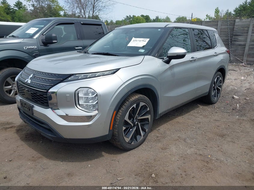 2022 Mitsubishi Outlander VIN JA4J4TA80NZ028277 IAAI salvage auction — RIGHT FRONT, Salvage (Idaho), sold $7,800 on 2026-07-17 (photo 2)