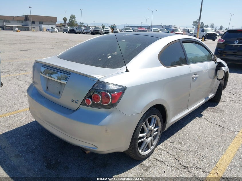 2008 Scion Tc VIN JTKDE167580232207 IAAI salvage auction — LEFT SIDE, Salvage (California), sold $425 on 2026-07-21 (photo 4)