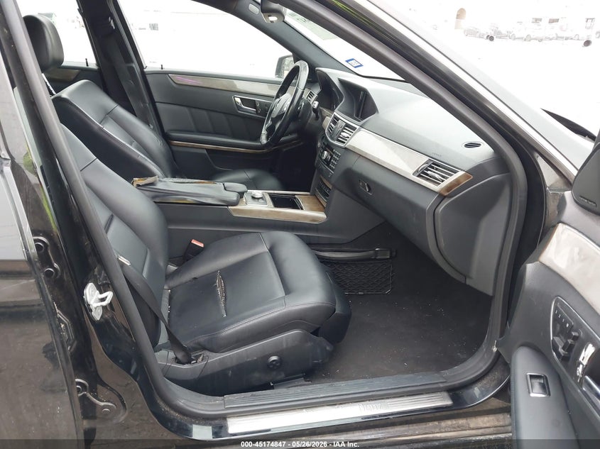 2010 Mercedes-benz E-class VIN WDDHF5GB7AA159847 IAAI salvage auction — FRONT END, Nrc Lienholder Repossession Paperwork (Texas), sold $500 on 2026-07-06 (photo 5)