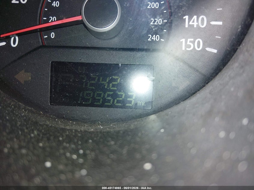2011 Kia Sorento VIN 5XYKT3A18BG070495 IAAI salvage auction — SIDE, Repossessed (Missouri), sold $925 on 2026-07-16 (photo 7)