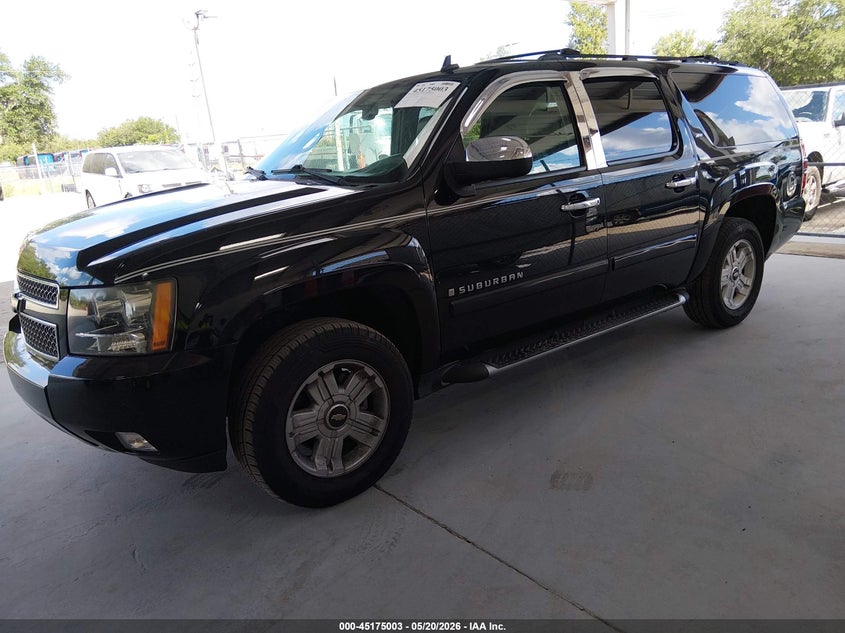 2007 Chevrolet Suburban 1500 VIN 3GNFC160X7G310460 IAAI salvage auction — RIGHT FRONT, Rebuildable (Florida), sold $950 on 2026-07-08 (photo 2)