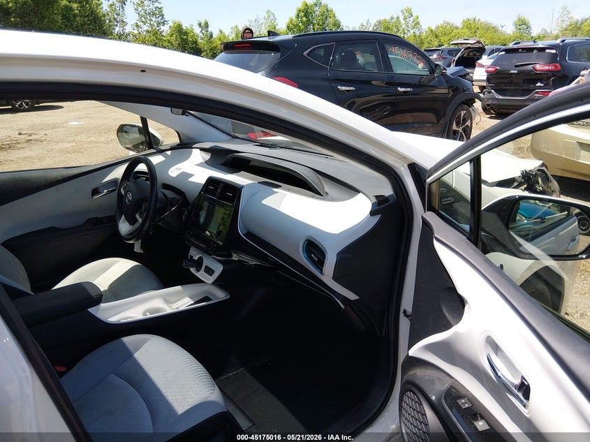 2017 Toyota Prius VIN JTDKARFU1H3032499 IAAI salvage auction — FRONT & REAR, Salvage (Ohio), sold $3,450 on 2026-07-17 (photo 5)