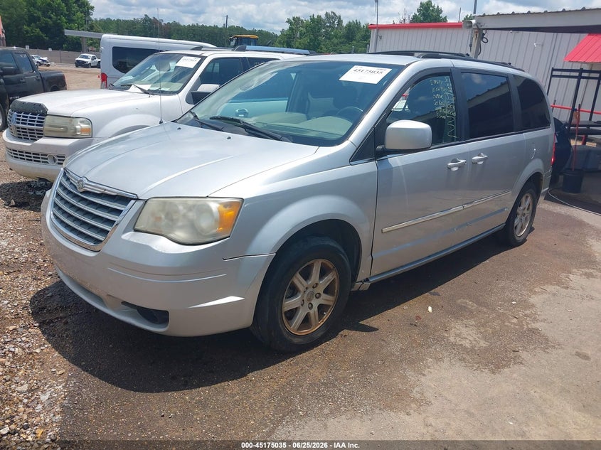 2010 Chrysler Town & country VIN 2A4RR5D11AR278677 IAAI salvage auction — NORMAL WEAR, Clear (Mississippi), sold $450 on 2026-07-09 (photo 2)