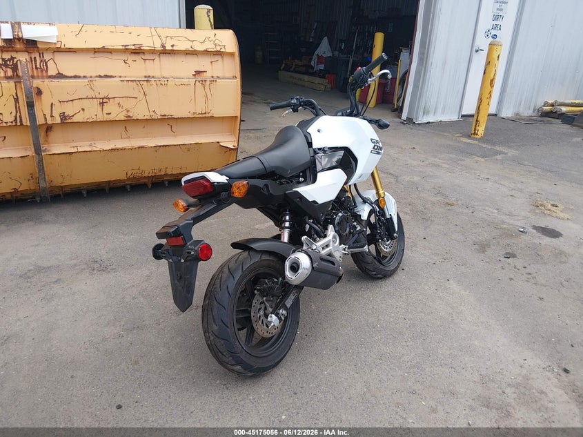 2025 Honda Grom VIN MLHJC925XS5301130 IAAI salvage auction — FRONT END, Salvage (Connecticut), sold $125 on 2026-07-14 (photo 4)