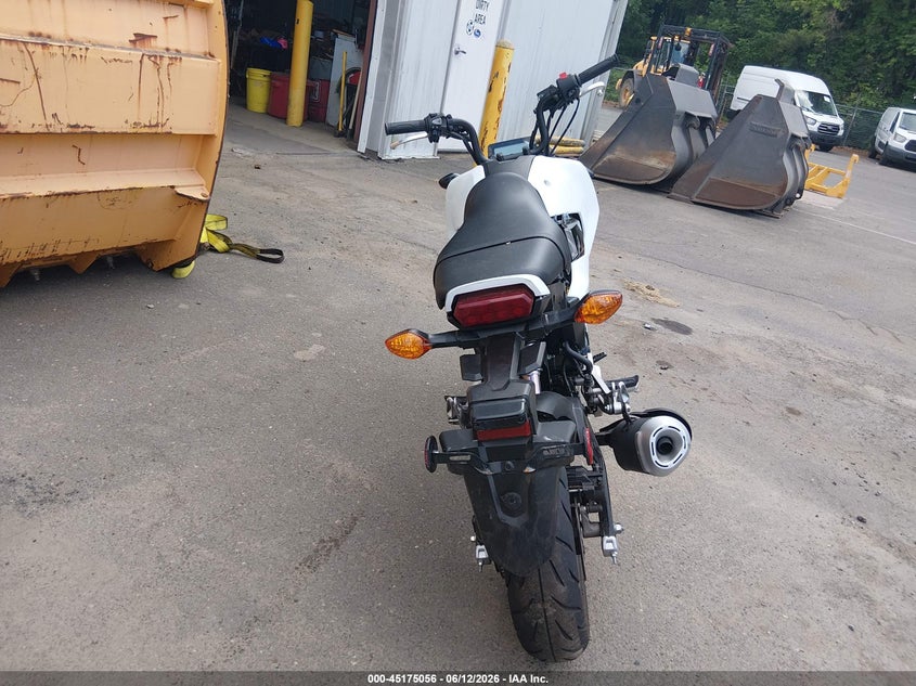2025 Honda Grom VIN MLHJC925XS5301130 IAAI salvage auction — FRONT END, Salvage (Connecticut), sold $125 on 2026-07-14 (photo 6)
