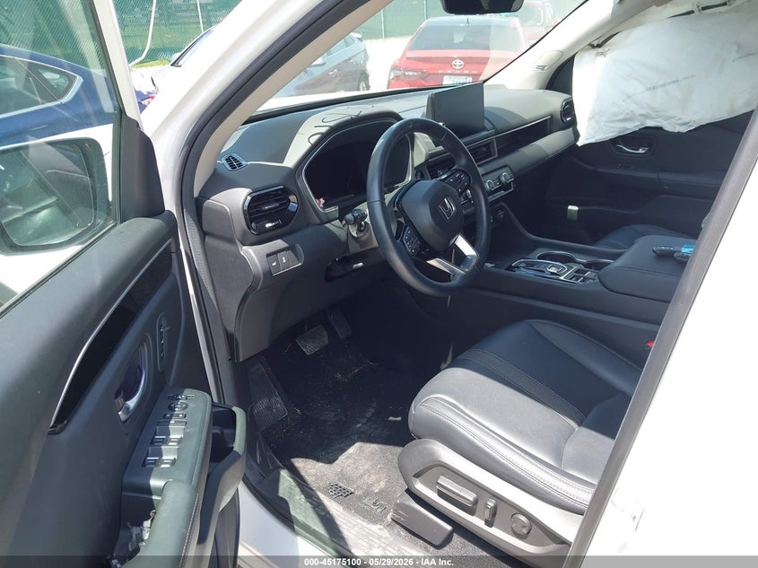 2025 Honda Pilot VIN 5FNYG2H74SB008988 IAAI salvage auction — SIDE, Salvage Title, sold $16,550 on 2026-07-29 (photo 5)