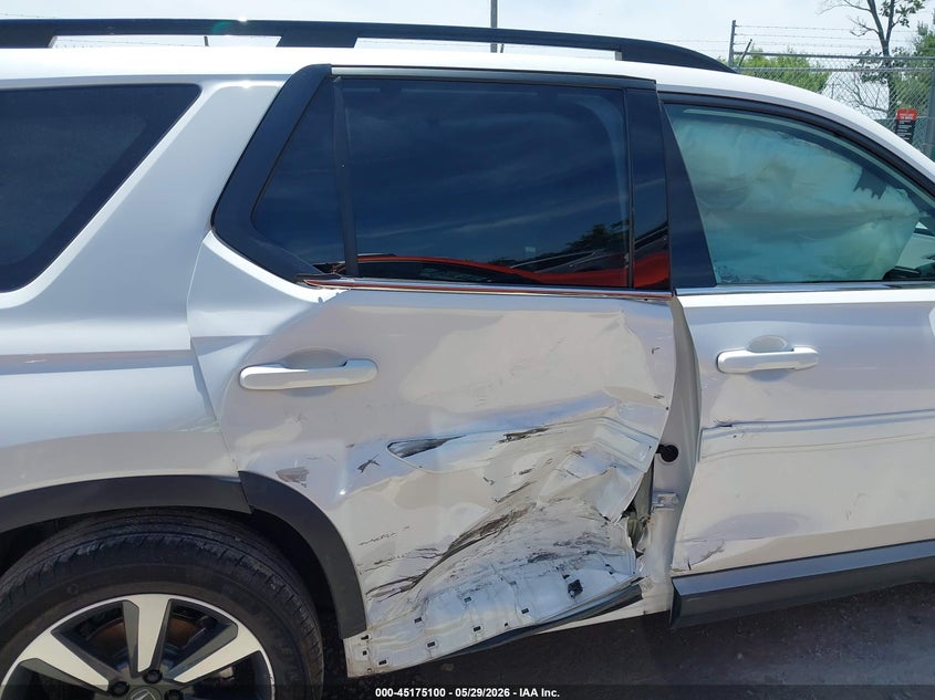 2025 Honda Pilot VIN 5FNYG2H74SB008988 IAAI salvage auction — SIDE, Salvage Title, sold $16,550 on 2026-07-29 (photo 6)