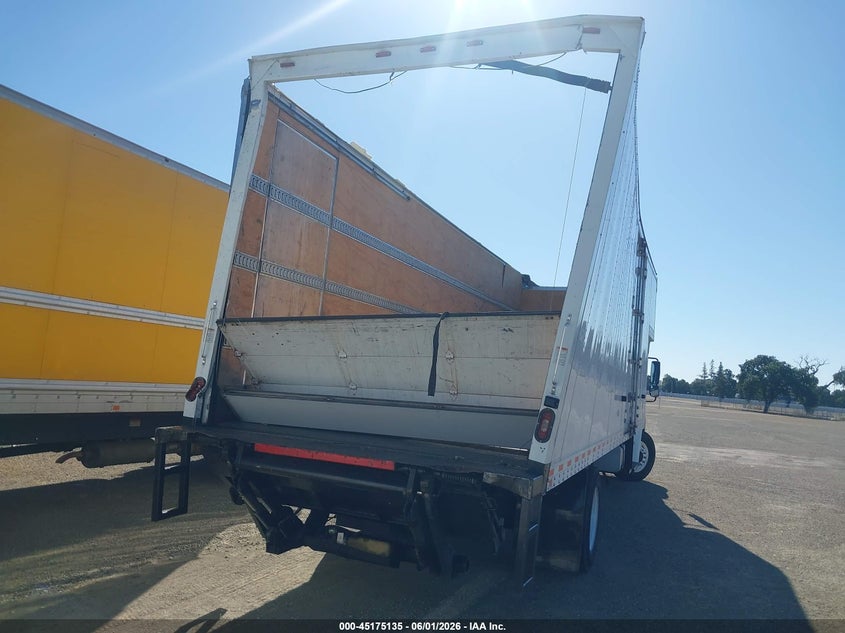 2020 Freightliner M2 106 VIN 3ALACWFC1LDLU8471 IAAI salvage auction — ROOF, Salvage (California), sold $8,250 on 2026-08-18 (photo 6)