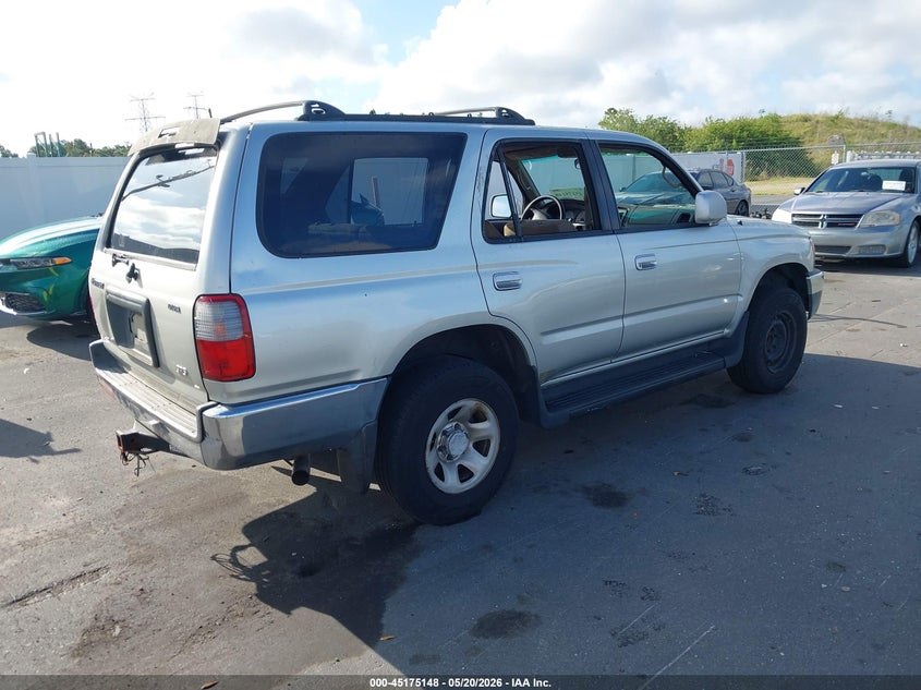 2000 Toyota 4runner VIN JT3GN86R4Y0163349 IAAI salvage auction — NORMAL WEAR, Clear (Florida), sold $700 on 2026-07-20 (photo 4)