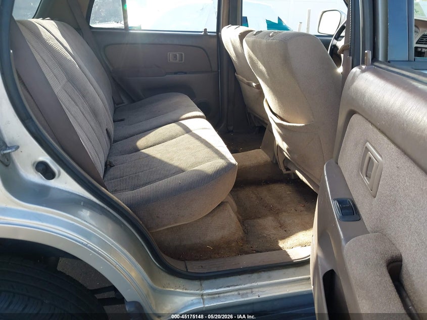 2000 Toyota 4runner VIN JT3GN86R4Y0163349 IAAI salvage auction — NORMAL WEAR, Clear (Florida), sold $700 on 2026-07-20 (photo 8)