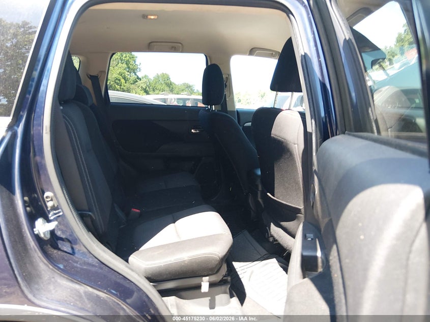 2018 Mitsubishi Outlander VIN JA4AZ3A3XJZ056118 IAAI salvage auction — FRONT END, Salvage Title, sold $3,450 on 2026-07-09 (photo 8)