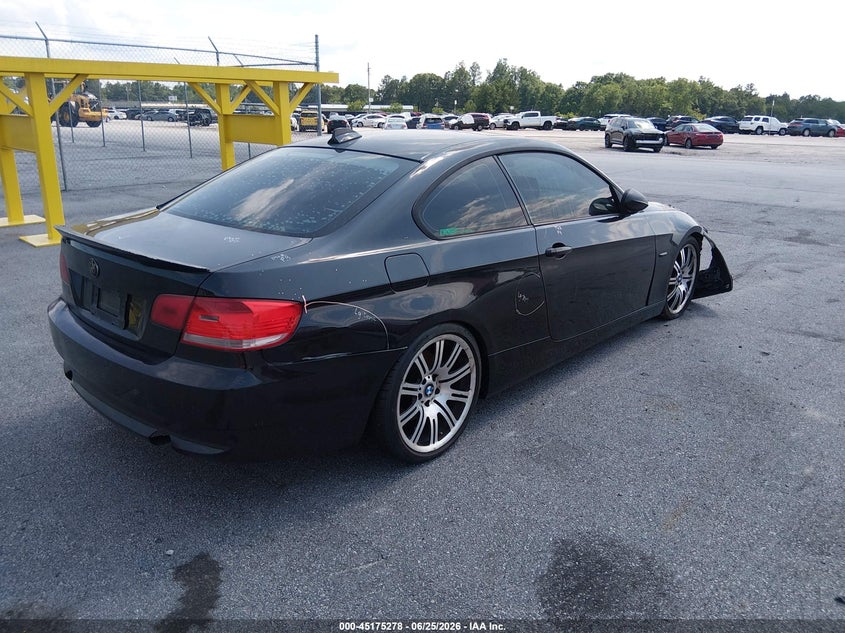 2007 BMW 3 series VIN WBAWB73537PV80668 IAAI salvage auction — ENGINE BURN, Salvage (South Carolina), sold $400 on 2026-07-08 (photo 4)