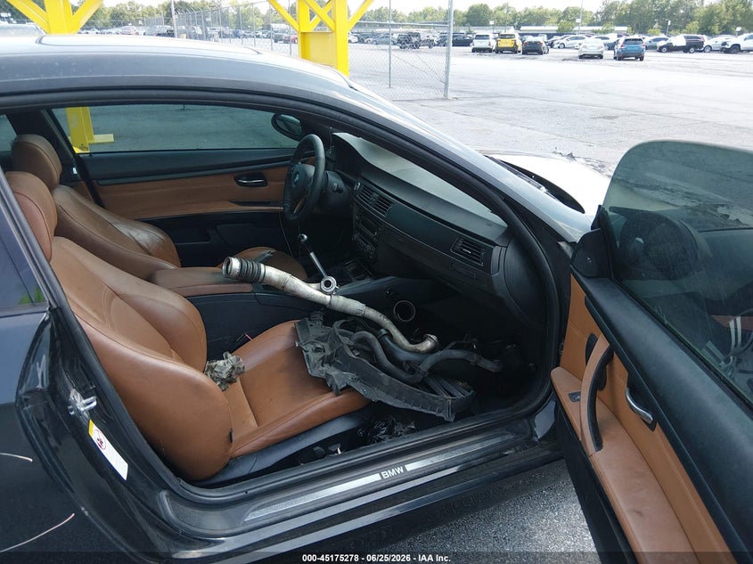 2007 BMW 3 series VIN WBAWB73537PV80668 IAAI salvage auction — ENGINE BURN, Salvage (South Carolina), sold $400 on 2026-07-08 (photo 5)