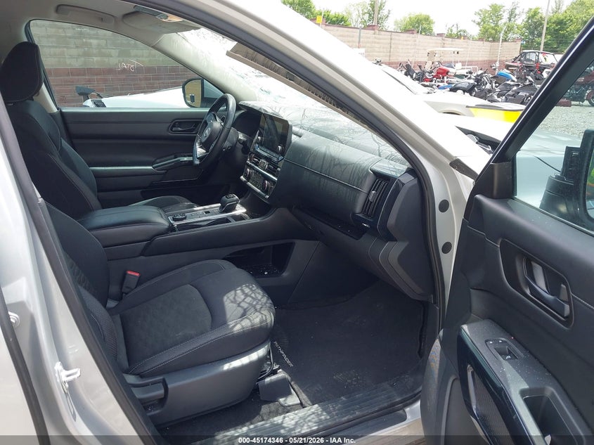 2023 Nissan Pathfinder VIN 5N1DR3BC2PC250618 IAAI salvage auction — HAIL, Clear (Missouri), sold $8,100 on 2026-07-27 (photo 5)