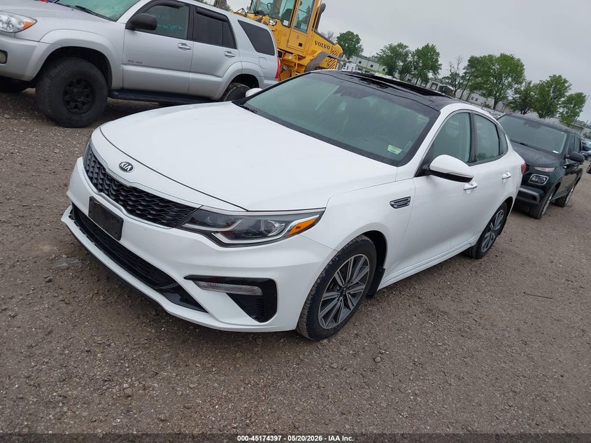 2019 Kia Optima VIN 5XXGT4L33KG323169 IAAI salvage auction — HAIL, Clear (Missouri), sold $525 on 2026-07-27 (photo 2)