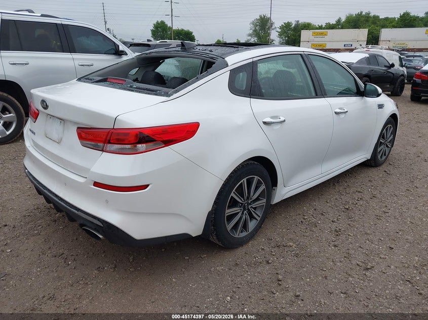 2019 Kia Optima VIN 5XXGT4L33KG323169 IAAI salvage auction — HAIL, Clear (Missouri), sold $525 on 2026-07-27 (photo 4)