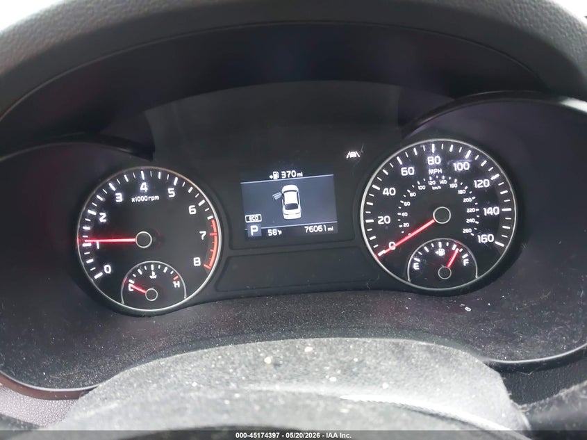 2019 Kia Optima VIN 5XXGT4L33KG323169 IAAI salvage auction — HAIL, Clear (Missouri), sold $525 on 2026-07-27 (photo 7)