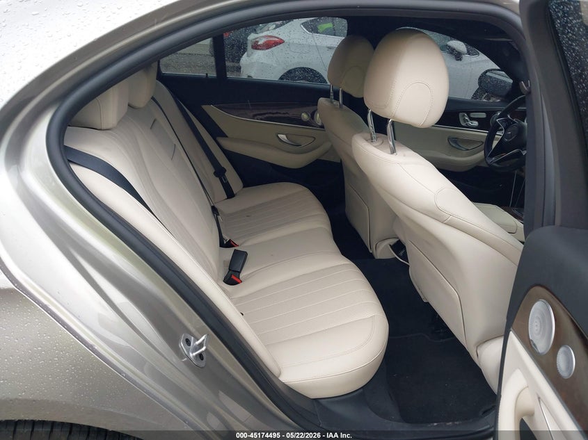 2021 Mercedes-benz E-klasse VIN W1KZF8DBXMA893266 IAAI salvage auction — FRONT END, Salvage (Alabama), sold $15,600 on 2026-07-27 (photo 8)