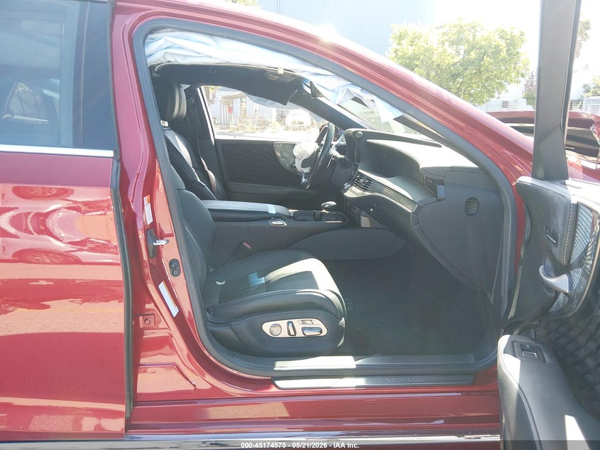 2020 Lexus Ls VIN JTHEYLFF3L5010135 IAAI salvage auction — LEFT FRONT, Salvage Title, sold $17,850 on 2026-08-24 (photo 5)