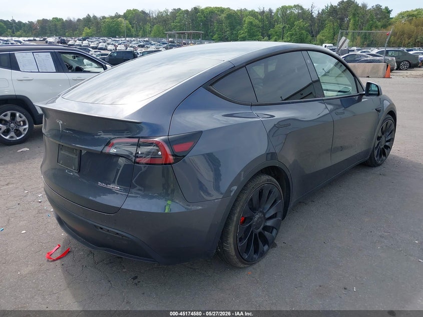 2022 Tesla Model y VIN 7SAYGDEF6NF533677 IAAI salvage auction — LEFT SIDE, Salvage Title, sold $12,400 on 2026-07-07 (photo 4)