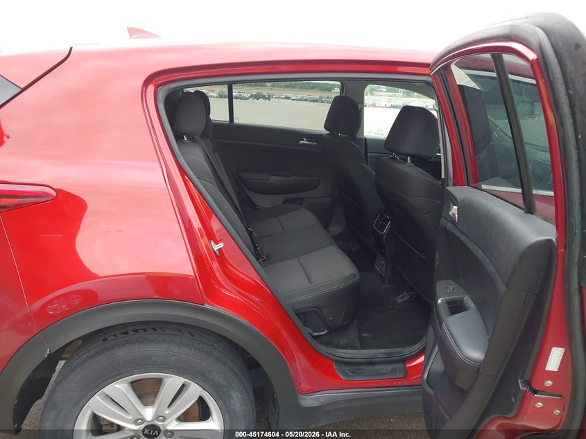 2019 Kia Sportage VIN KNDPMCAC8K7582842 IAAI salvage auction — HAIL, Certificate Of Title (Nebraska), sold $7,300 on 2026-08-20 (photo 8)