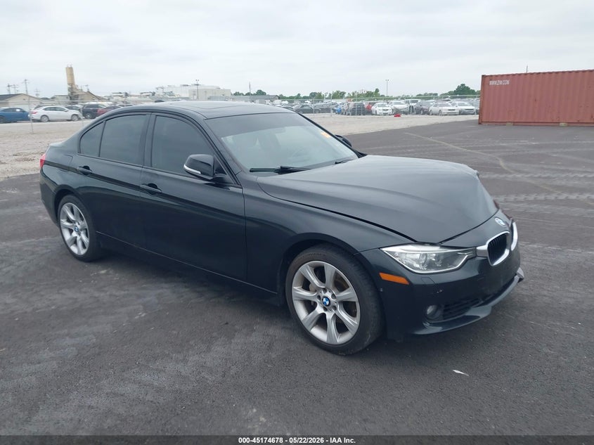 2013 BMW 3er VIN WBA3B9C56DF587047 IAAI salvage auction — FRONT END, Salvage (Illinois), sold $975 on 2026-08-20 (photo 1)