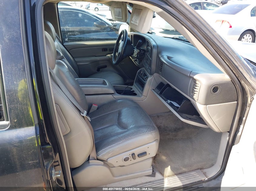 2004 Chevrolet Tahoe VIN 1GNEC13T14R311468 IAAI salvage auction — UNKNOWN, Salvage (California), sold $650 on 2026-07-09 (photo 5)