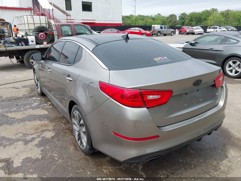 2015 Kia Optima VIN 5XXGR4A63FG394440 IAAI salvage auction — RIGHT SIDE, Salvage - 75% Or Less (Maryland), sold $1,550 on 2026-07-15 (photo 3)