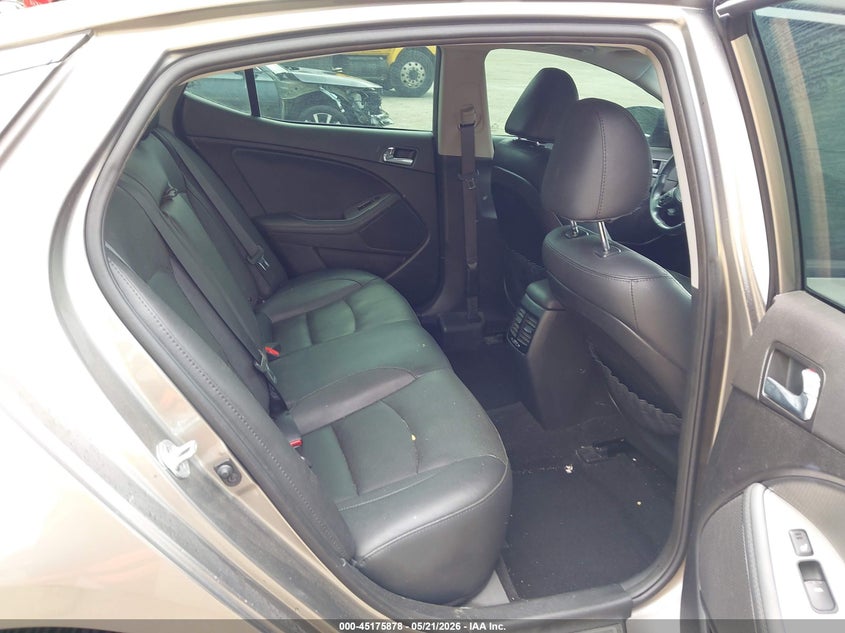 2015 Kia Optima VIN 5XXGR4A63FG394440 IAAI salvage auction — RIGHT SIDE, Salvage - 75% Or Less (Maryland), sold $1,550 on 2026-07-15 (photo 8)