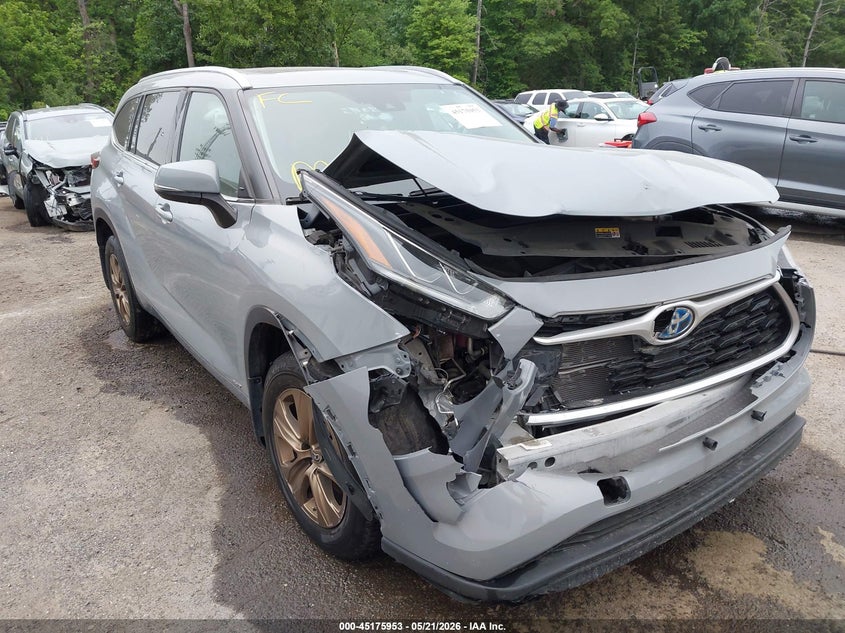 2022 Toyota Highlander VIN 5TDABRCH3NS541083 — IAAI salvage auction photo