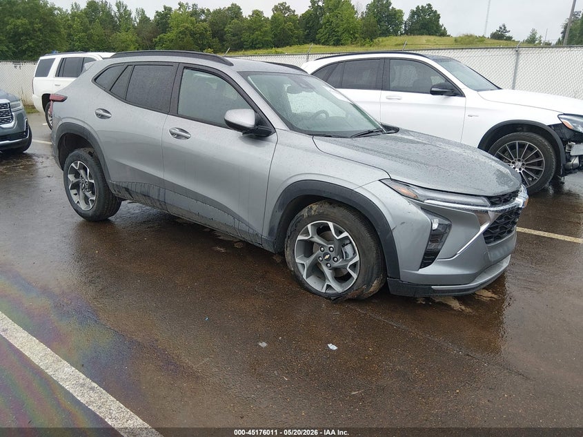 2025 Chevrolet Trax VIN KL77LHEP6SC220008 IAAI salvage auction — LEFT FRONT, Salvage (Mississippi), sold $7,000 on 2026-07-16 (photo 1)