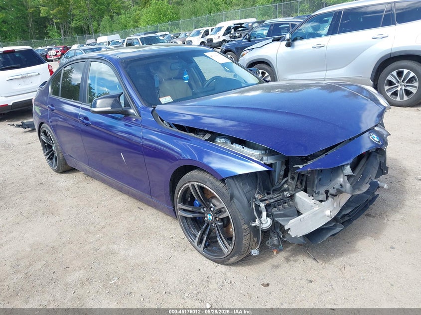 2013 BMW 3er VIN WBA3B9G51DNR90076 IAAI salvage auction — FRONT END, Salvage Title, sold $25 on 2026-07-24 (photo 1)