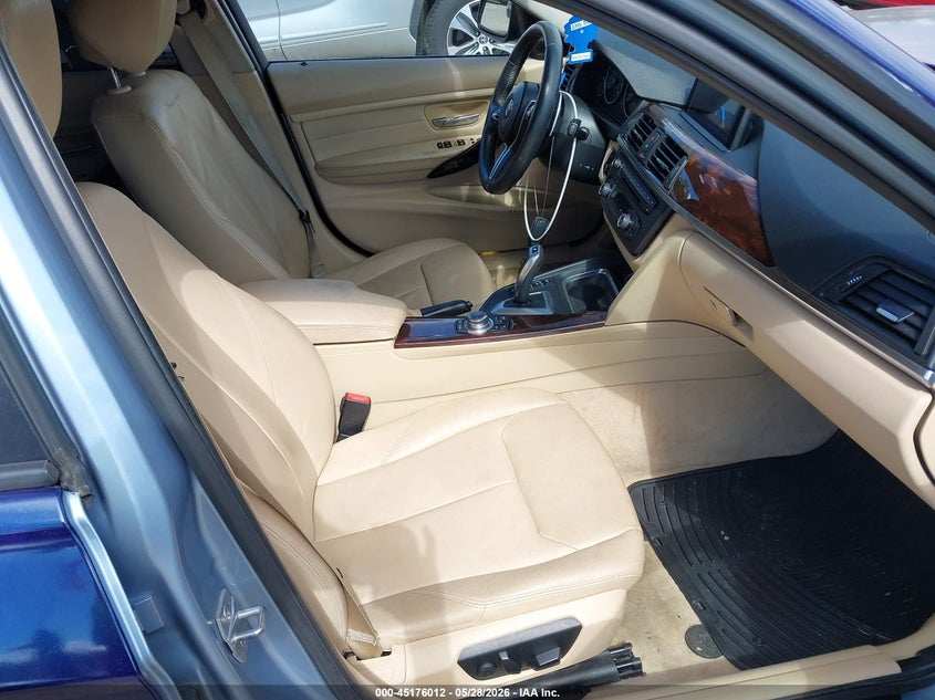 2013 BMW 3er VIN WBA3B9G51DNR90076 IAAI salvage auction — FRONT END, Salvage Title, sold $25 on 2026-07-24 (photo 5)