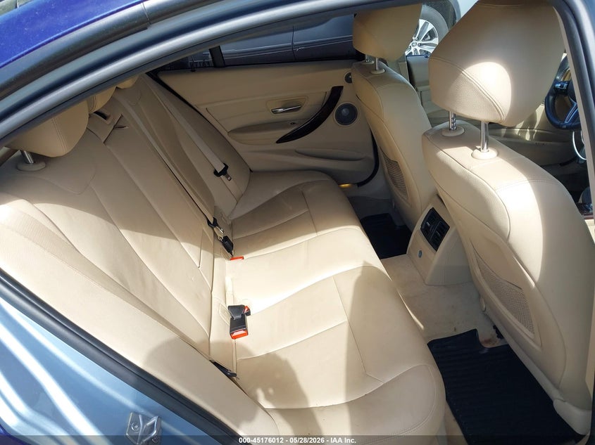 2013 BMW 3er VIN WBA3B9G51DNR90076 IAAI salvage auction — FRONT END, Salvage Title, sold $25 on 2026-07-24 (photo 8)