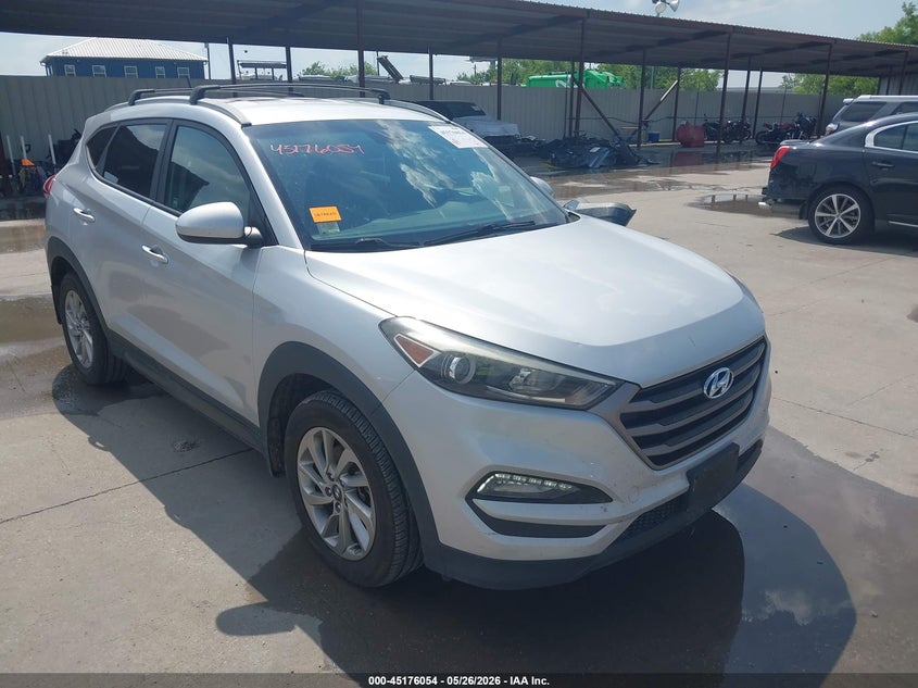 2016 Hyundai Tucson VIN KM8J33A47GU161264 IAAI salvage auction — LEFT SIDE, Salvage Title, sold $2,925 on 2026-07-15 (photo 1)