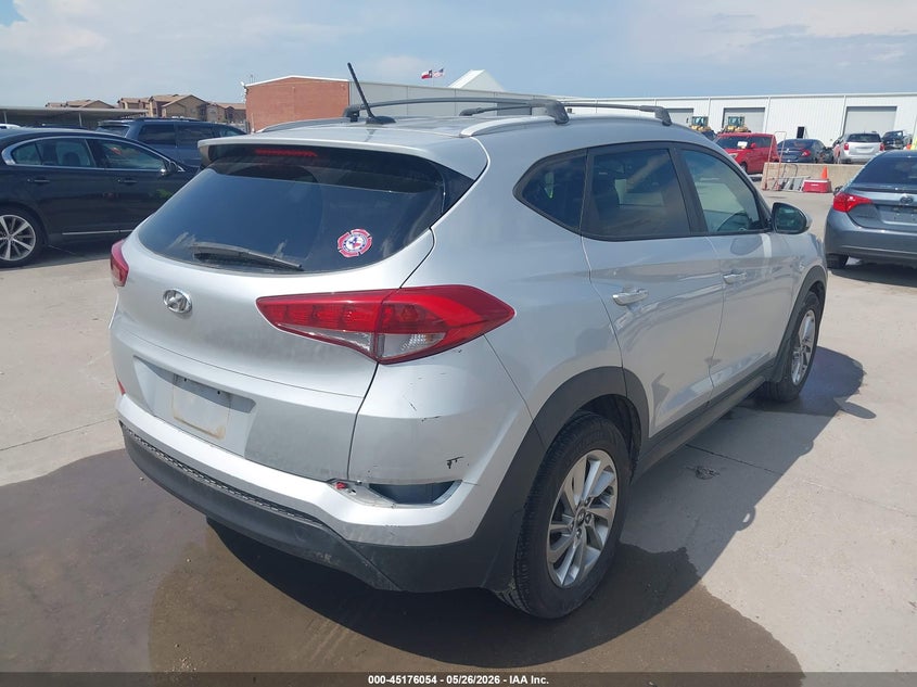 2016 Hyundai Tucson VIN KM8J33A47GU161264 IAAI salvage auction — LEFT SIDE, Salvage Title, sold $2,925 on 2026-07-15 (photo 4)