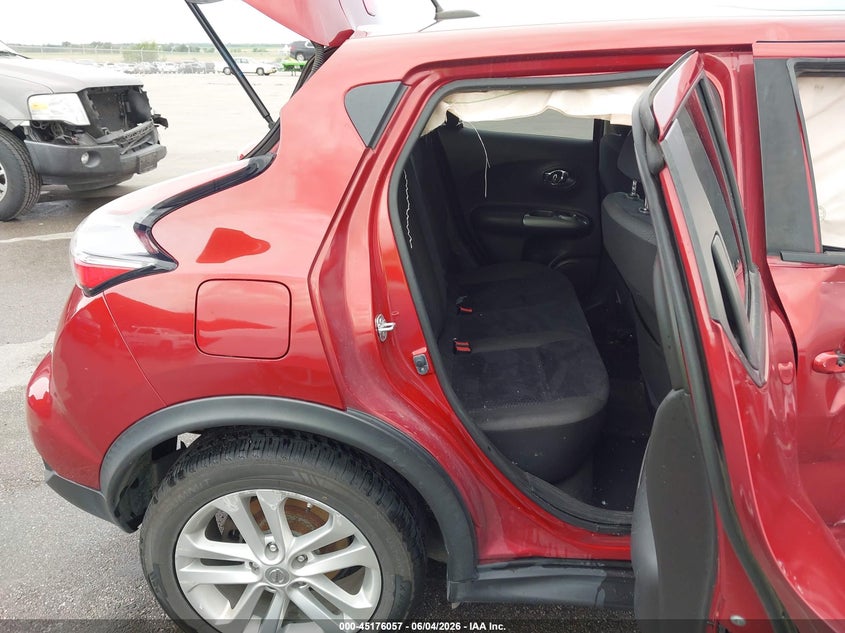 2016 Nissan Juke VIN JN8AF5MV2GT654887 IAAI salvage auction — RIGHT SIDE, Salvage Title, sold $25 on 2026-07-23 (photo 8)