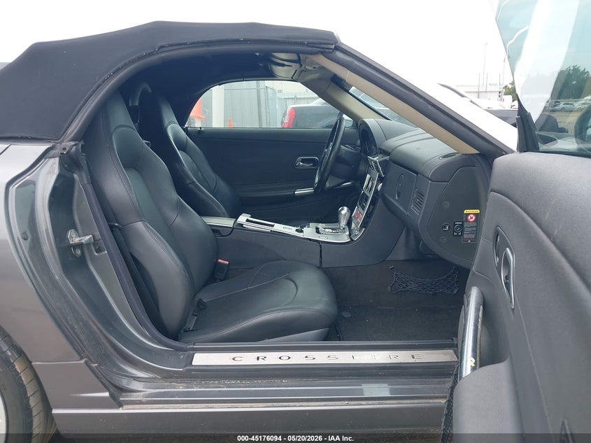 2005 Chrysler Crossfire VIN 1C3AN65L25X040031 IAAI salvage auction — MECHANICAL, Salvage (Texas), sold $425 on 2026-07-09 (photo 5)