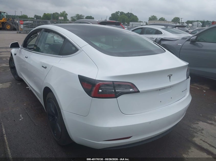 2018 Tesla Model 3 VIN 5YJ3E1EB1JF067076 IAAI salvage auction — RIGHT SIDE, Salvage (North Carolina), sold $2,300 on 2026-07-13 (photo 3)