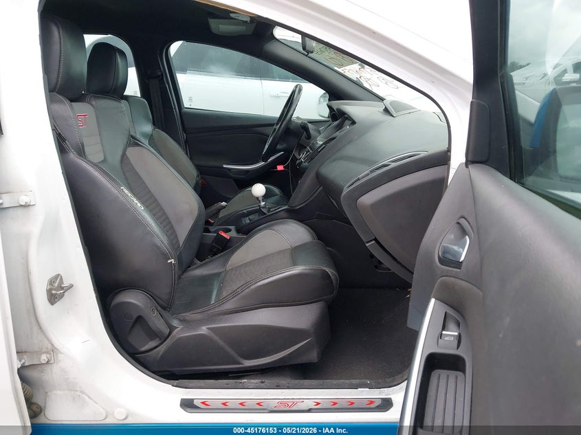 2014 Ford Focus VIN 1FADP3L96EL311050 IAAI salvage auction — FRONT & REAR, Salvage (Texas), sold $700 on 2026-07-20 (photo 5)