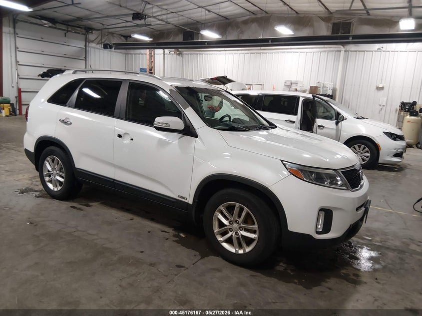 2014 Kia Sorento VIN 5XYKTCA68EG547779 IAAI salvage auction — HAIL, Salvage (Iowa), sold $2,100 on 2026-07-07 (photo 1)