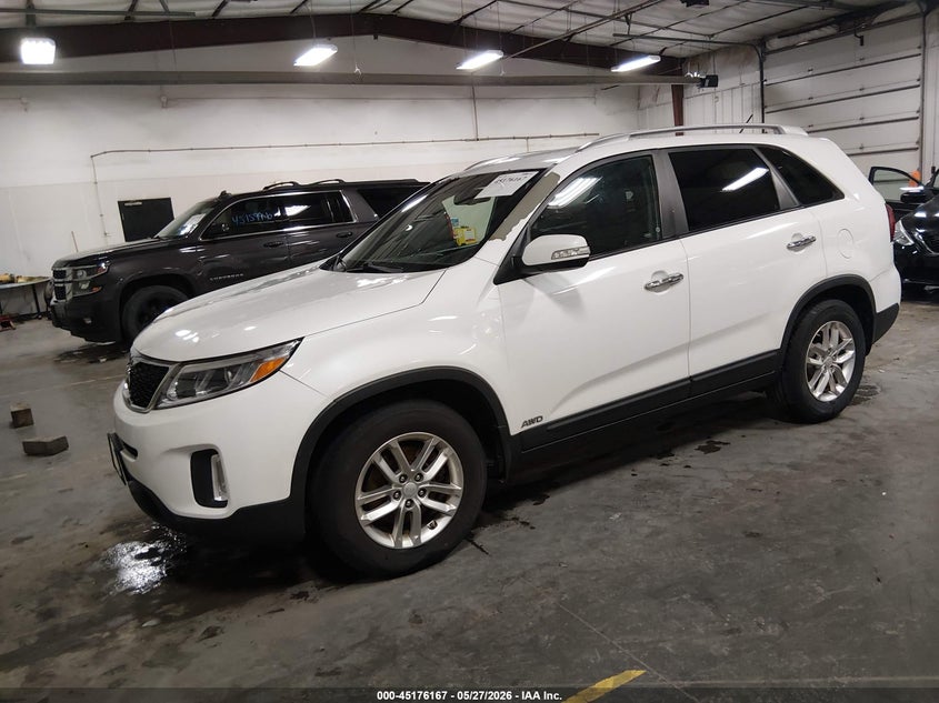2014 Kia Sorento VIN 5XYKTCA68EG547779 IAAI salvage auction — HAIL, Salvage (Iowa), sold $2,100 on 2026-07-07 (photo 2)
