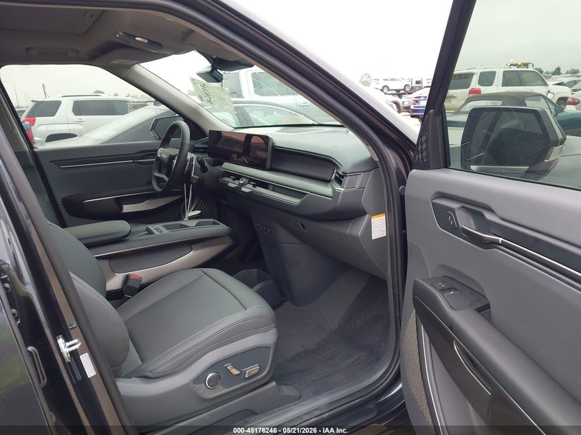 2026 Kia Ev9 VIN 5XYAB5S12TG022257 IAAI salvage auction — HAIL, Salvage Title, sold $27,700 on 2026-08-13 (photo 5)
