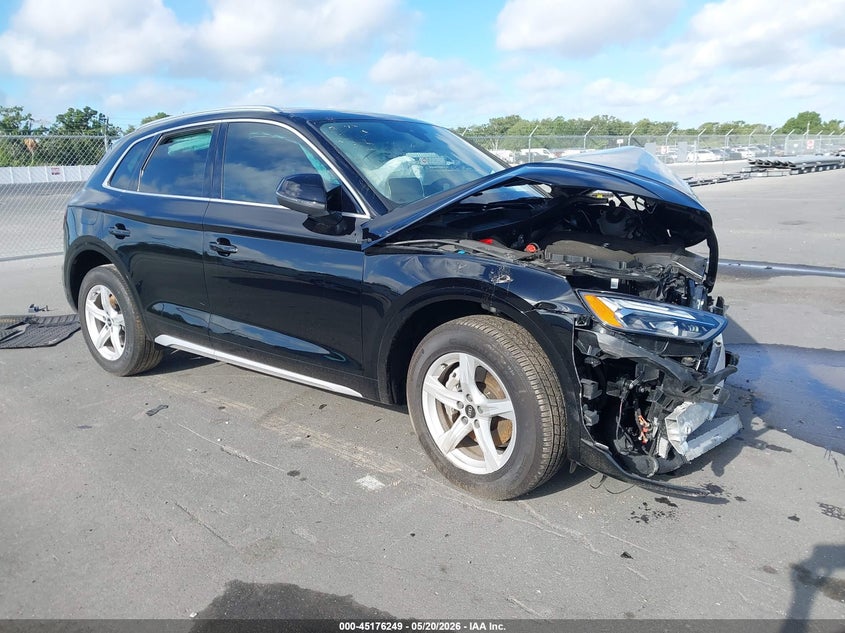 2021 Audi Q5 VIN WA1AAAFY8M2102672 IAAI salvage auction — FRONT END, Certificate Of Destruction (Florida), sold $4,500 on 2026-07-13 (photo 1)