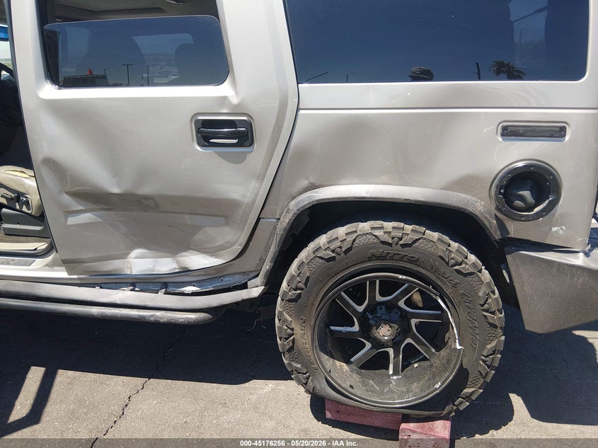 2003 Hummer H2 VIN 5GRGN23U83H147102 IAAI salvage auction — LEFT SIDE, Salvage (Nevada), sold $2,000 on 2026-07-24 (photo 6)